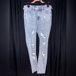 Judy Blue Light Blue Distressed Skinny Jeans
